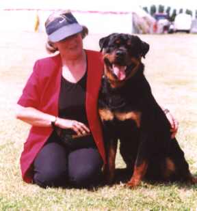 107.jpg (10547 bytes)